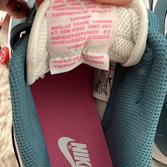 Woman’s Dunk Low “Noise Aqua” - Picture 8 of 10